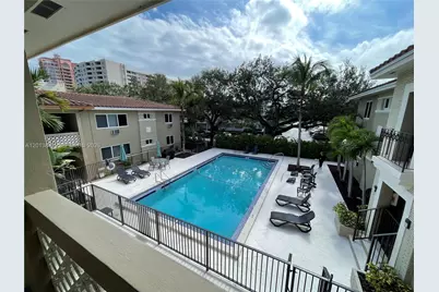 125 Edgewater Dr #11, Coral Gables, FL 33133 - Photo 17