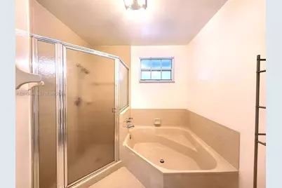13524 NW 5th Ct #0, Plantation, FL 33325 - Photo 5
