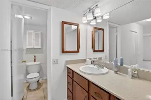 9090 Lime Bay Blvd, Tamarac, FL 33321 - Photo 13