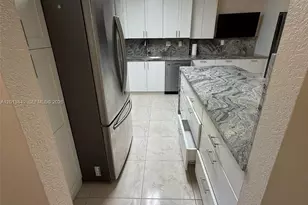 20381 NE 30th Ave, Aventura, FL 33180 - Photo 3