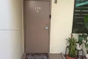 20381 NE 30th Ave, Aventura, FL 33180 - Photo 5