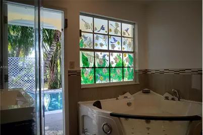 301 SW 5th St, Hallandale Beach, FL 33009 - Photo 33