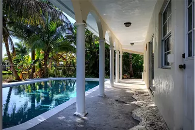 301 SW 5th St, Hallandale Beach, FL 33009 - Photo 19