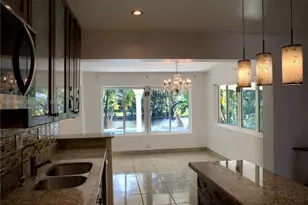 301 SW 5th St, Hallandale Beach, FL 33009 - Photo 9