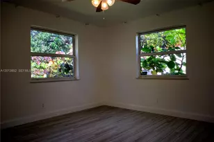 301 SW 5th St, Hallandale Beach, FL 33009 - Photo 43