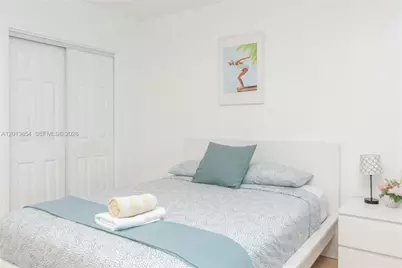 5445 Collins Ave #627, Miami Beach, FL 33140 - Photo 19