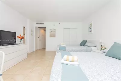 5445 Collins Ave #627, Miami Beach, FL 33140 - Photo 11