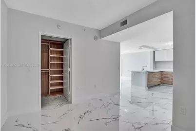 330 Sunny Isles Blvd #5-2205, Sunny Isles Beach, FL 33160 - Photo 31