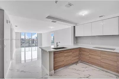 330 Sunny Isles Blvd #5-2205, Sunny Isles Beach, FL 33160 - Photo 1