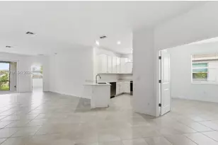 20511 Hazelnut Ct S, Lehigh Acres, FL 33936 - Photo 15