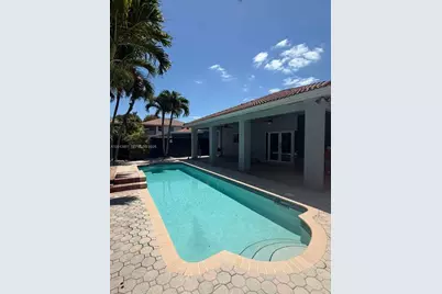 16479 SW 53rd St, Miami, FL 33185 - Photo 11