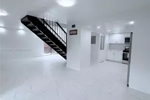 7024 SW 114th Pl, Miami, FL 33173 - Photo 1