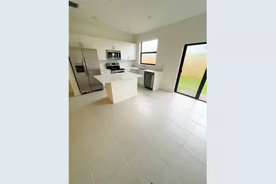 929 NE 211th St, Miami, FL 33179 - Photo 5