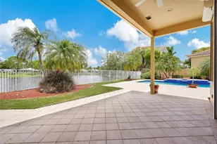 2456 Bay Isle Ct, Weston, FL 33327 - Photo 55