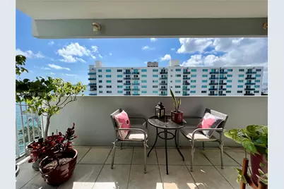 7545 E Treasure Dr #8I, North Bay Village, FL 33141 - Photo 5