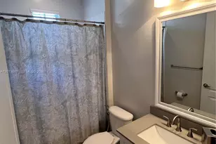 808 SW 147th Ave, Pembroke Pines, FL 33027 - Photo 9