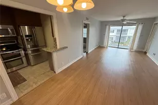 170 Cypress Club Dr, Pompano Beach, FL 33060 - Photo 5