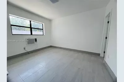 [Address not provided], North Miami, FL 33161 - Photo 9