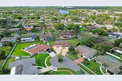 1600 NW 120th Ave, Pembroke Pines, FL 33026 - Photo 41