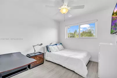1600 NW 120th Ave, Pembroke Pines, FL 33026 - Photo 15