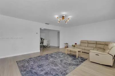 1600 NW 120th Ave, Pembroke Pines, FL 33026 - Photo 13