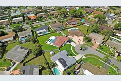 1600 NW 120th Ave, Pembroke Pines, FL 33026 - Photo 37