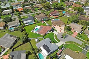 1600 NW 120th Ave, Pembroke Pines, FL 33026 - Photo 37