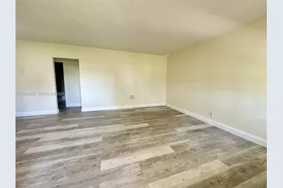 5420 NE 22nd Ter #5, Fort Lauderdale, FL 33308 - Photo 3