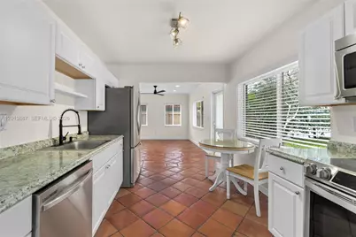 1340 NW 7th Ave, Fort Lauderdale, FL 33311 - Photo 11