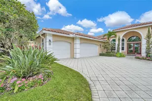 2715 Edgewater Ct, Weston, FL 33332 - Photo 59