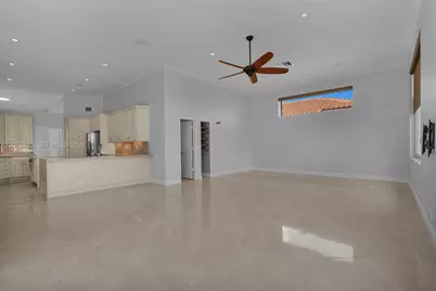 2715 Edgewater Court, Weston, FL 33332 - Photo 25