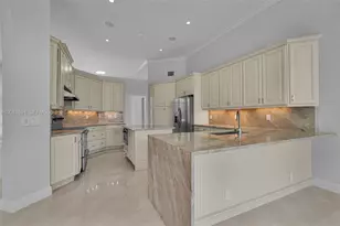 2715 Edgewater Ct, Weston, FL 33332 - Photo 23