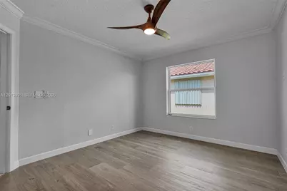 2715 Edgewater Court, Weston, FL 33332 - Photo 33