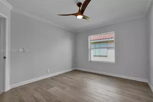 2715 Edgewater Ct, Weston, FL 33332 - Photo 33