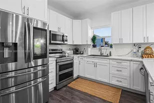 13063 SW 256th St, Homestead, FL 33032 - Photo 11
