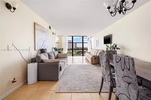 800 Parkview Dr, Hallandale Beach, FL 33009 - Photo 1