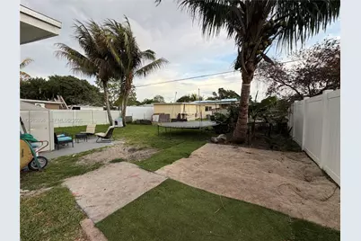 2241 N 62nd Ave, Hollywood, FL 33024 - Photo 15