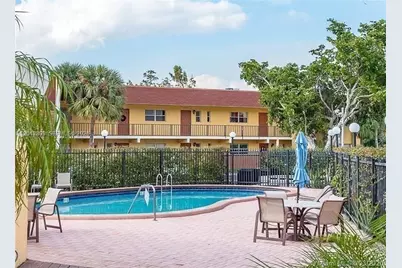 8051 S Colony Cir S #205, Tamarac, FL 33321 - Photo 7