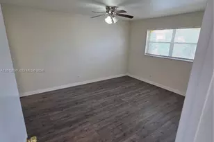 8051 S Colony Cir S, Tamarac, FL 33321 - Photo 9