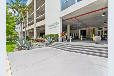 10 SW South River Dr #1506, Miami, FL 33130 - Photo 3