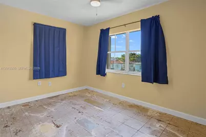 351 E 14th St, Hialeah, FL 33010 - Photo 21