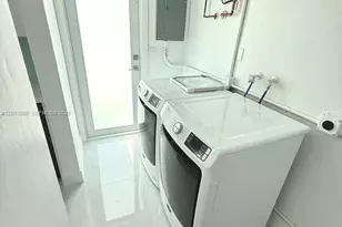 321 N 69th Ave, Hollywood, FL 33024 - Photo 35