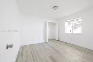 1091 SW 4th St, Miami, FL 33130 - Photo 5