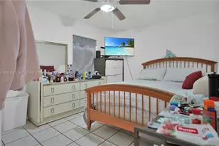 201 NW 25th Ave, Miami, FL 33125 - Photo 27