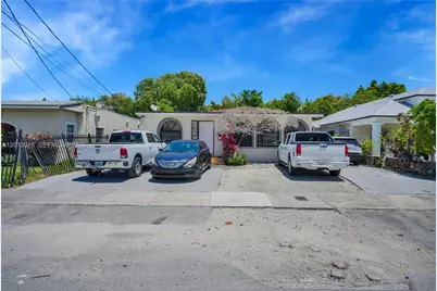 201 NW 25th Ave, Miami, FL 33125 - Photo 37