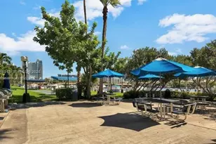 2500 Parkview Dr, Hallandale Beach, FL 33009 - Photo 27
