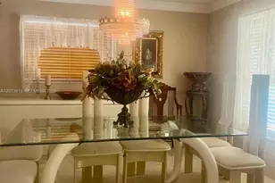 2525 SW 107th Ct, Miami, FL 33165 - Photo 5