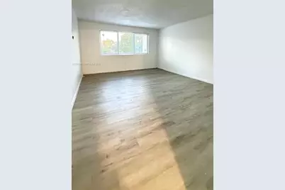 6940 Miami Gardens Dr #1-320, Hialeah, FL 33015 - Photo 9