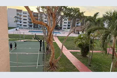 6940 Miami Gardens Dr #1-320, Hialeah, FL 33015 - Photo 17