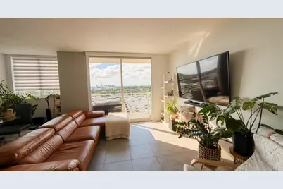 2775 NE 187th St #609, Aventura, FL 33180 - Photo 3